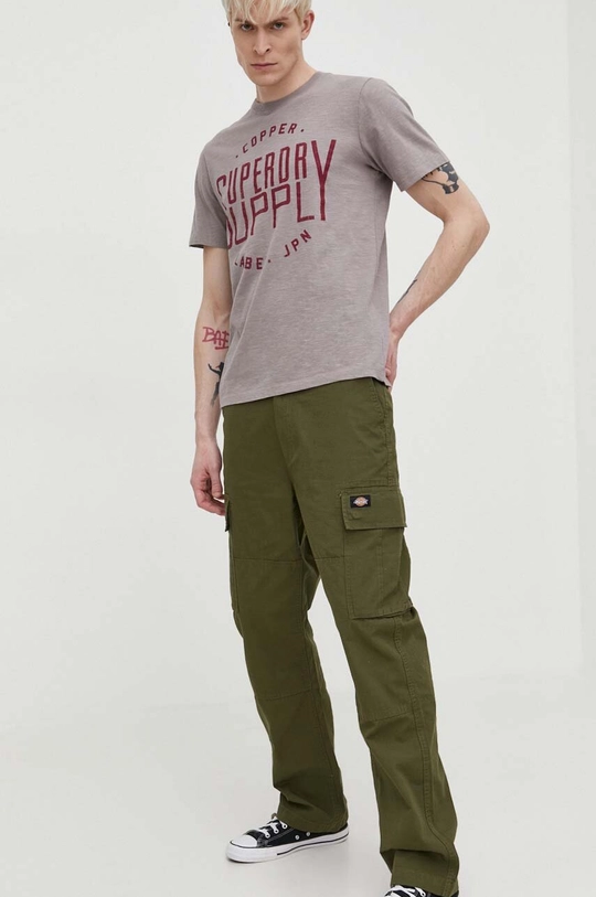 Superdry t-shirt in cotone grigio