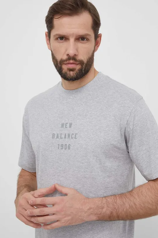 серый Хлопковая футболка New Balance Мужской