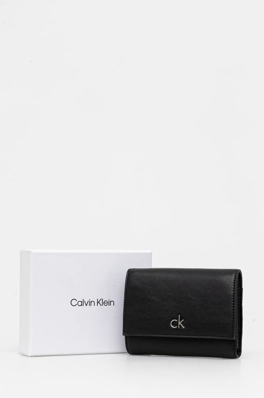 Πορτοφόλι Calvin Klein μαύρο K60K612851