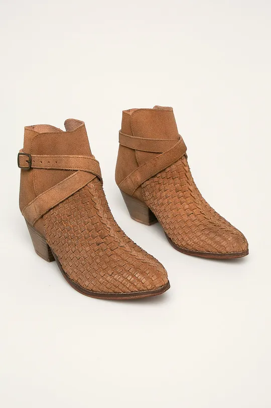 Answear - Členkové topánky hnedá