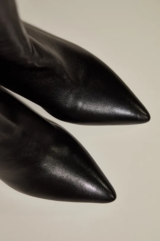 Answear - Шкіряні чоботи Answear Lab  Халяви: Натуральна шкіра Внутрішня частина: Текстильний матеріал, Натуральна шкіра Підошва: Синтетичний матеріал