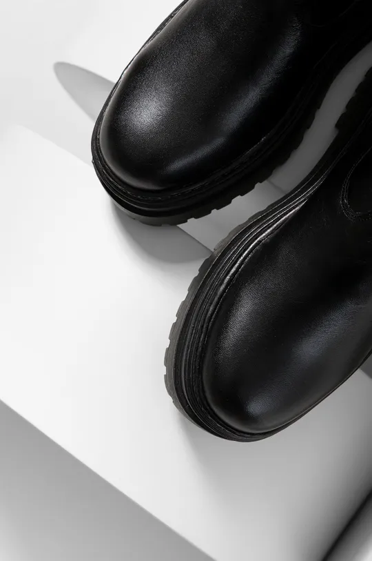 Δερμάτινες μπότες Answear Lab  Πάνω μέρος: Δέρμα Εσωτερικό: Υφαντικό υλικό, Δέρμα Σόλα: Συνθετικό ύφασμα