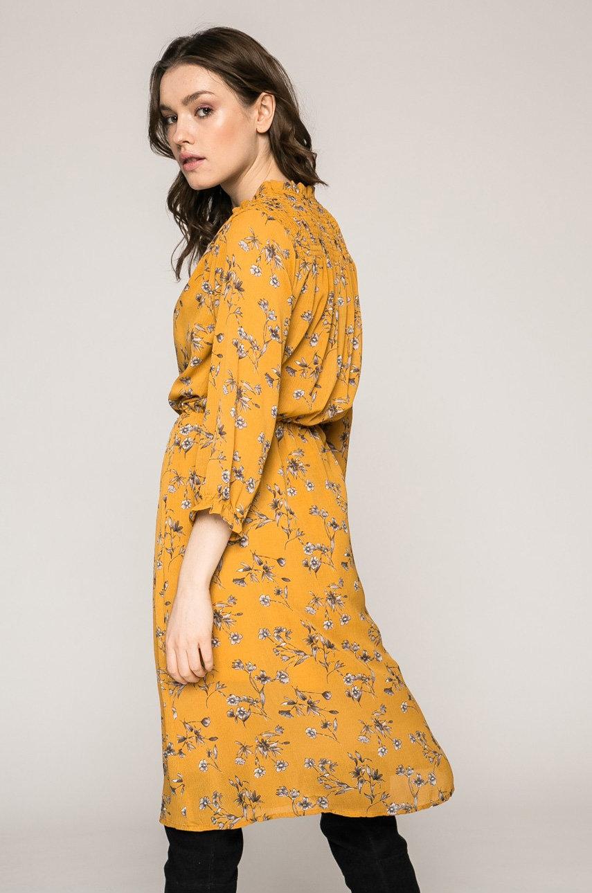 Answear - Šaty Wild Nature <p>100% Polyester</p>