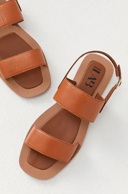 Kožené sandále Answear Lab hnedá