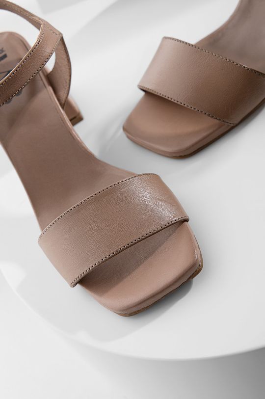 Answear Lab sandale de piele  Gamba: Piele naturala Interiorul: Piele naturala Talpa: Material sintetic