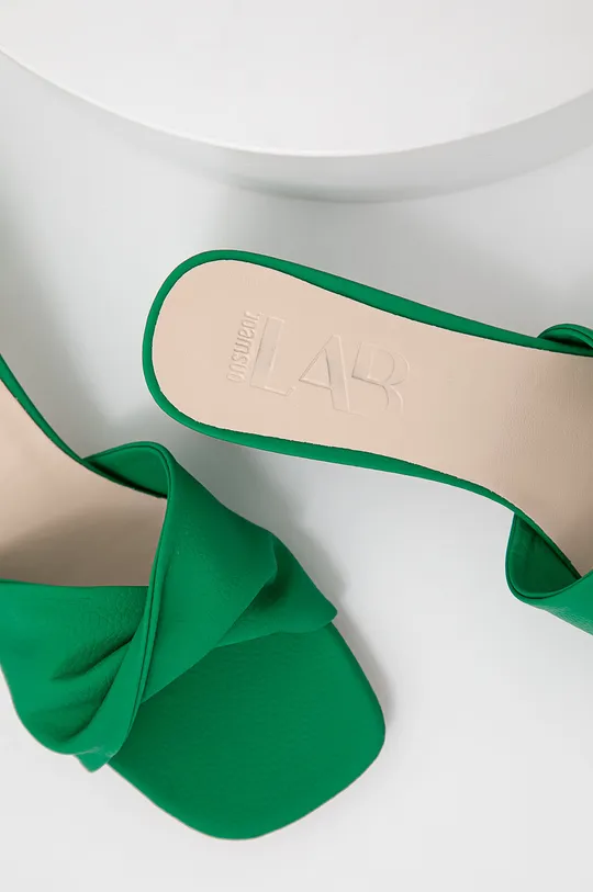 πράσινο Παντόφλες Answear Lab X limited collection BE SHERO