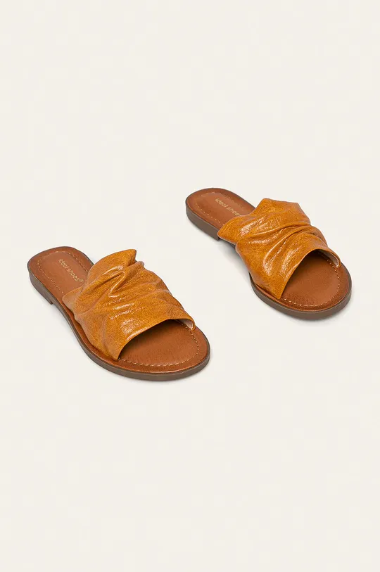 Answear - Šľapky Ideal Shoes žltá
