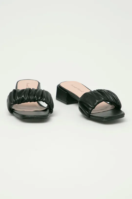 Answear Lab - Šľapky Sweet Shoes čierna