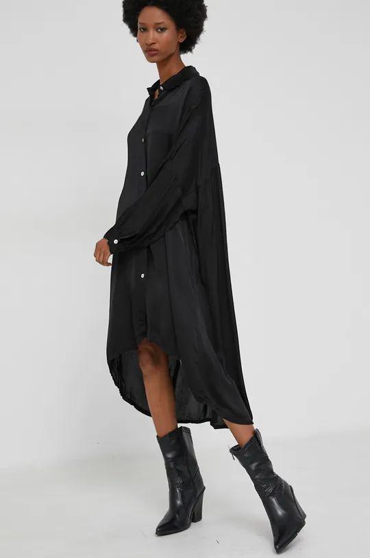 Answear Lab Sukienka z jedwabiem czarny