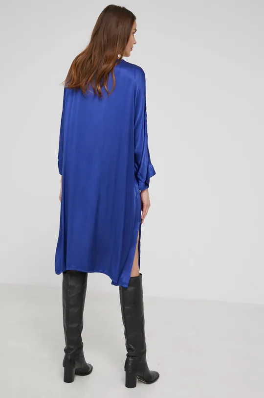 Answear Lab - Φόρεμα με μετάξι  30% Μετάξι, 70% Βισκόζη