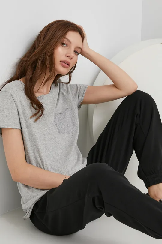 γκρί Answear Lab - Βαμβακερό μπλουζάκι Γυναικεία