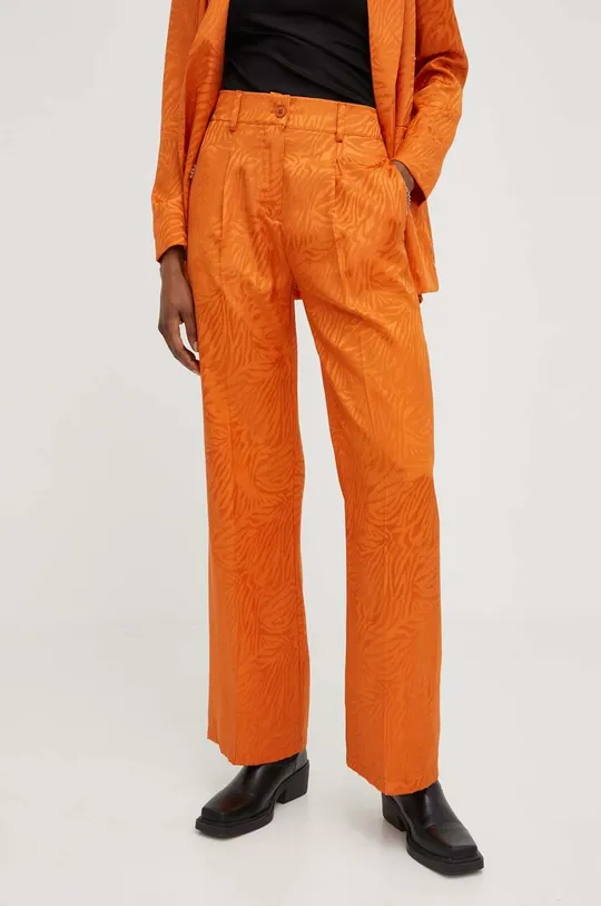 Answear Lab spodnie pomarańczowy