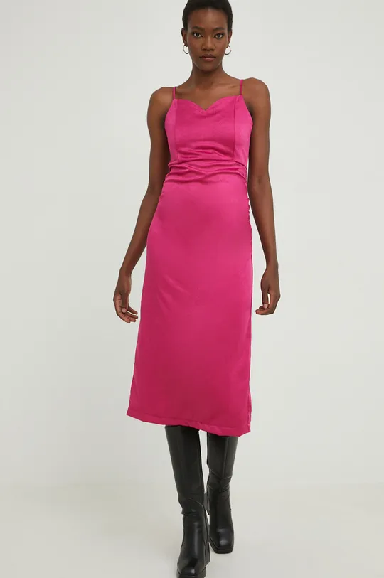 Šaty Answear Lab X limitovaná kolekcia SISTERHOOD ružová