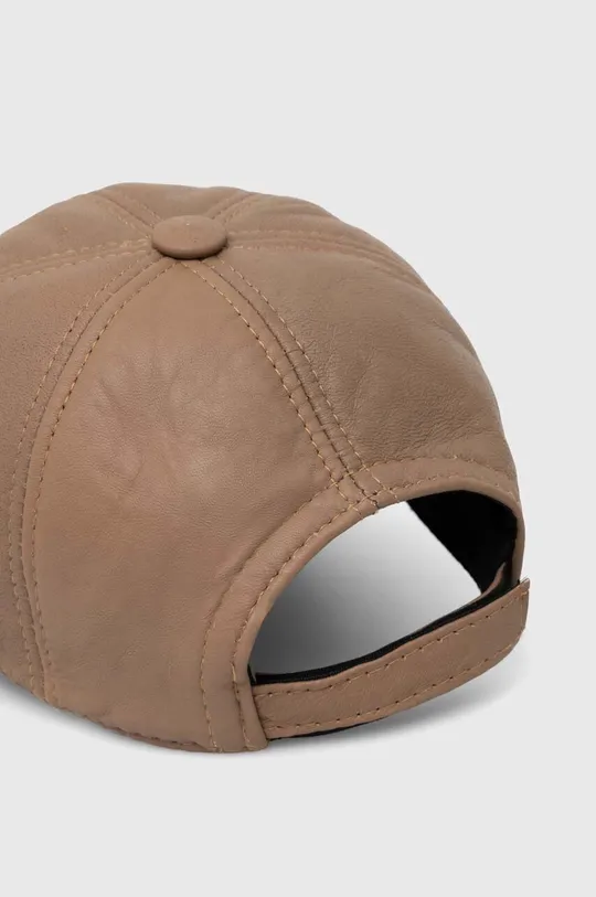 brązowy Answear Lab czapka z daszkiem skórzana