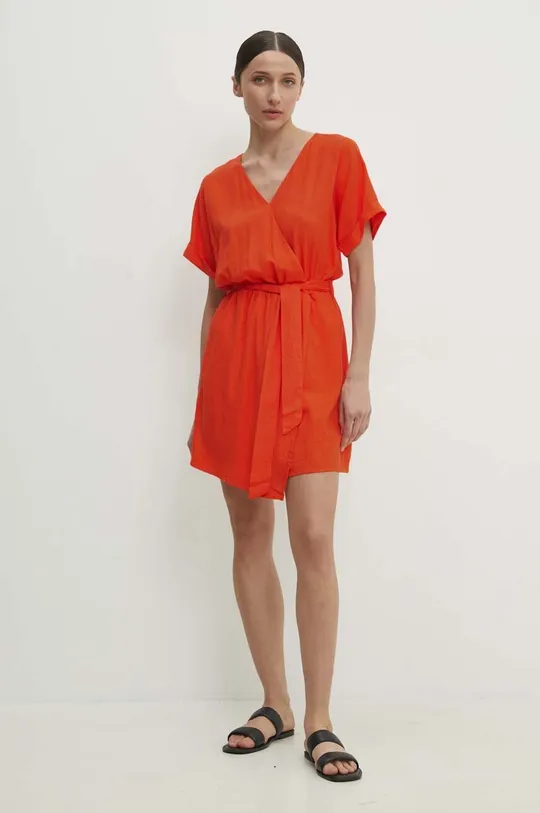Φόρεμα με λινό Answear Lab πορτοκαλί