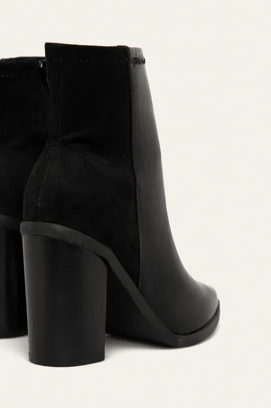 čierna Answear - Členkové topánky Ciaodea