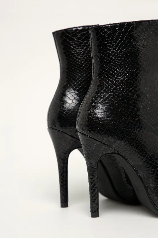 Answear - Členkové topánky Marquiiz  Zvršok: Syntetická látka Vnútro: Textil Podrážka: Syntetická látka