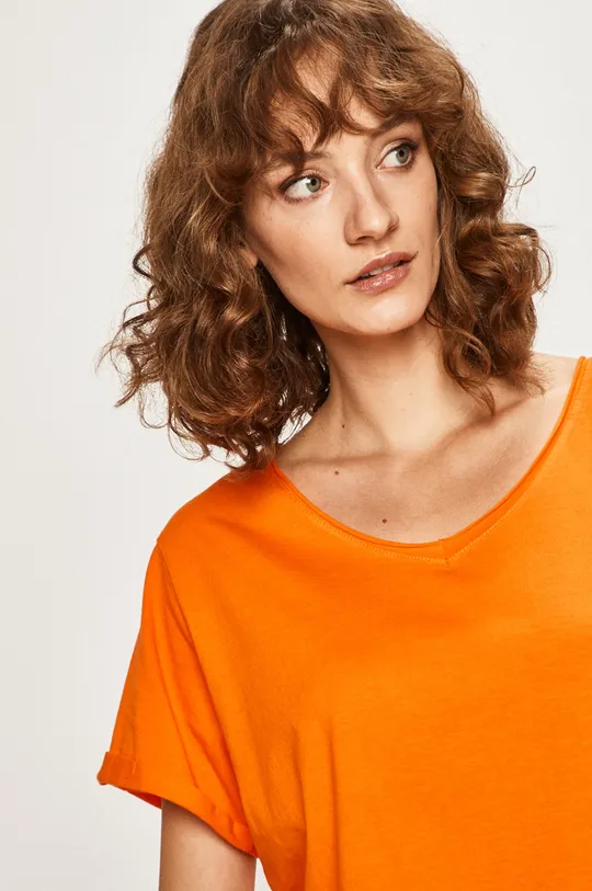 oranžová Answear - Tričko