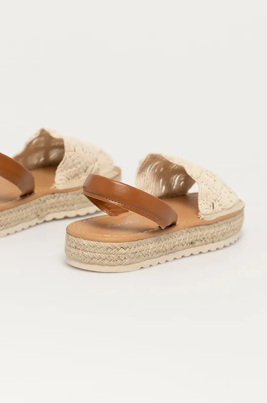 Сандалі Answear Lab Best Shoes  Халяви: Синтетичний матеріал, Текстильний матеріал Внутрішня частина: Синтетичний матеріал, Текстильний матеріал Підошва: Синтетичний матеріал