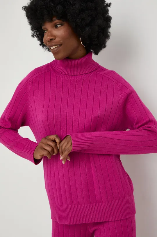 Ένα σετ πουλόβερ και παντελόνι Answear Lab ροζ