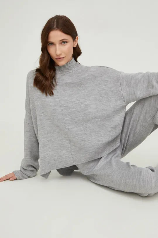 siva Komplet pulover i hlače Answear Lab