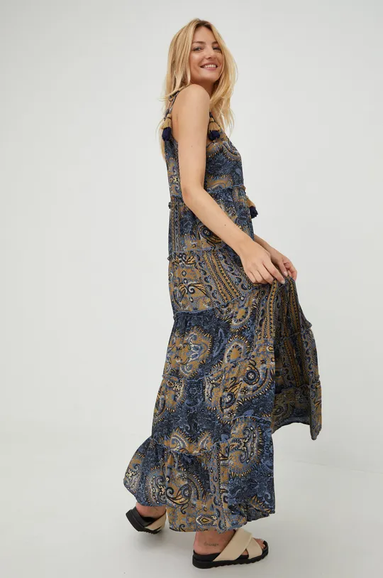 Φόρεμα με μετάξι Answear Lab Silk Blend μπλε