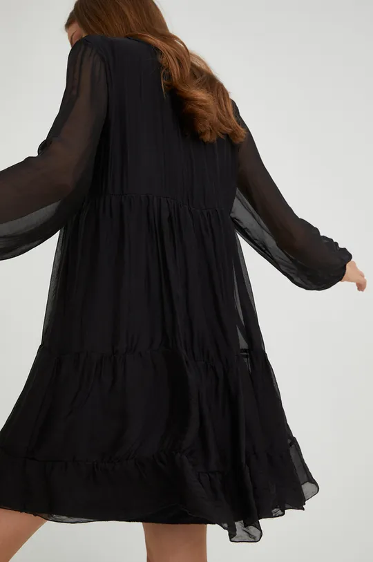 Φόρεμα με μετάξι Answear Lab Silk Blend  70% Βισκόζη, 30% Μετάξι