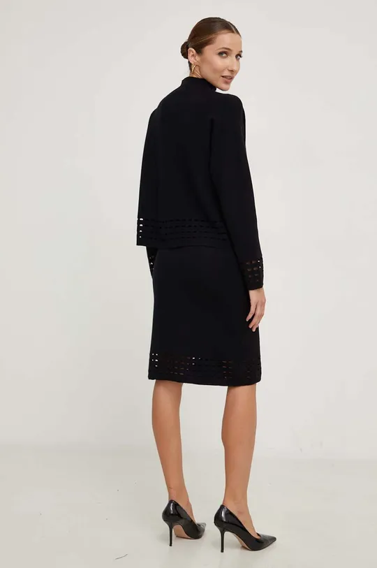Σετ - πουλόβερ και φούστα Answear Lab μαύρο