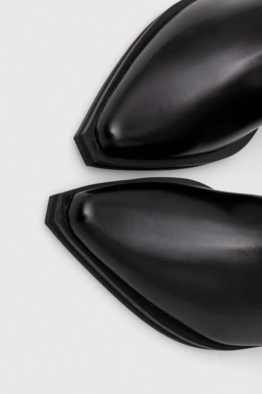 Καουμπόικες μπότες Answear Lab <p>Πάνω μέρος: Συνθετικό ύφασμα Εσωτερικό: Υφαντικό υλικό Σόλα: Συνθετικό ύφασμα</p>