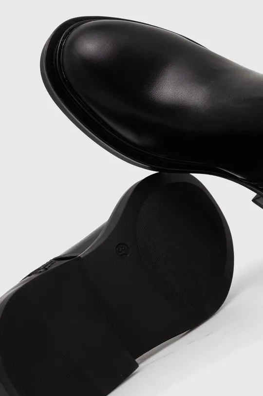 Elegantni škornji Answear Lab Zunanjost: Sintetični material Notranjost: Sintetični material, Tekstilni material Podplat: Sintetični material