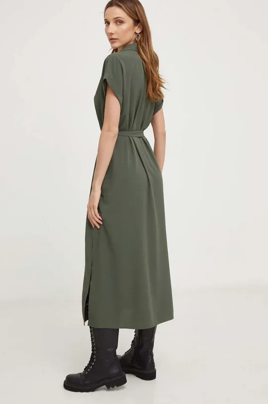 Φόρεμα Answear Lab  75% Πολυεστέρας, 25% Ρεγιόν