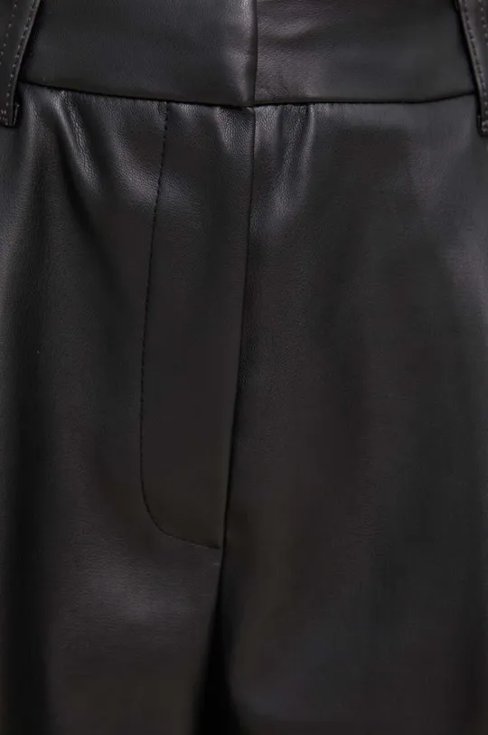 crna Kratke hlače Answear Lab