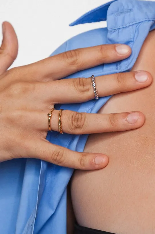 Δαχτυλίδι από επιχρυσωμένο ασήμι ANIA KRUK ROMANTICA χρυσαφί