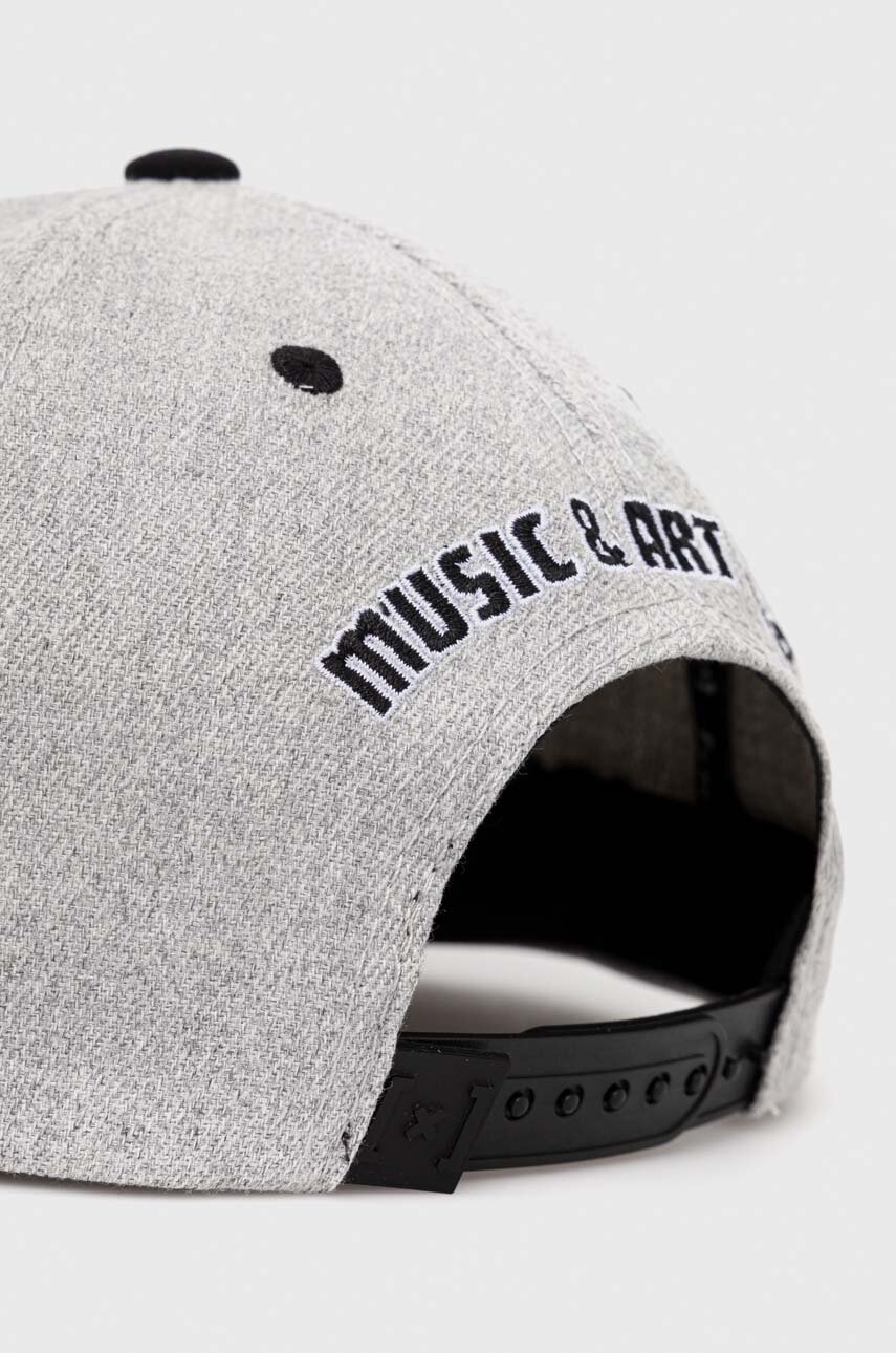 Capslab czapka z daszkiem PEANUTS kolor szary z aplikacją
