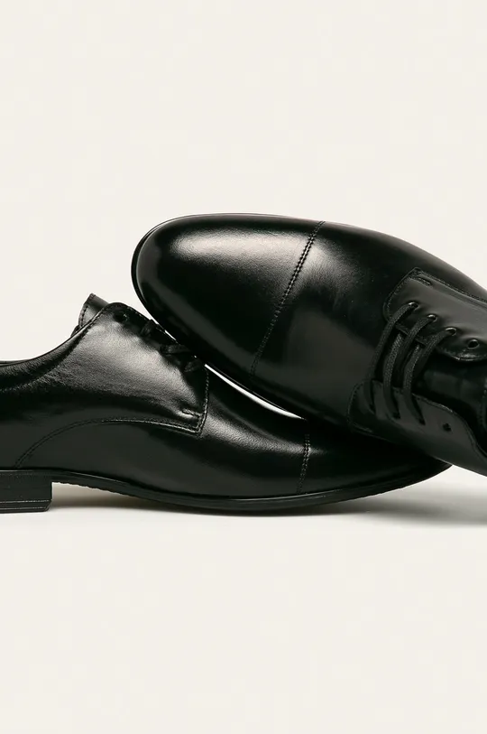 μαύρο Wojas - Δερμάτινα κλειστά παπούτσια