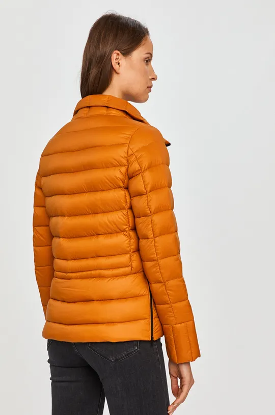 Bomboogie - Пуховая куртка  Подкладка: 100% Нейлон Наполнитель: 10% Перья, 90% Пух Основной материал: 100% Нейлон