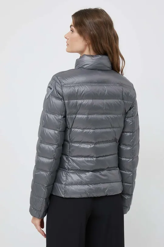 Pernata jakna Blauer  Temeljni materijal: 100% Poliamid Postava: 100% Poliamid Ispuna: 90% Pačje perje, 10% Perje
