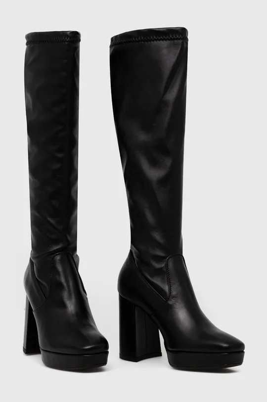 Usnjeni elegantni škornji Wojas črna