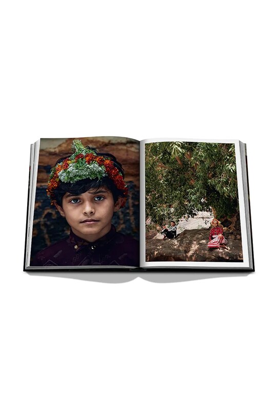 Assouline Arabia Saudită: Oamenii din flori de Bruno Doucey, engleză 9781649800862