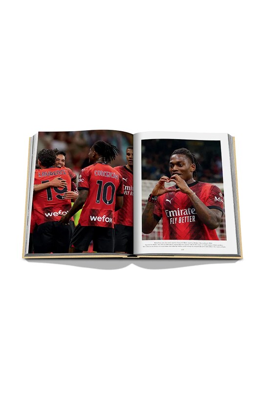 Книга Assouline AC Milan (Classic), English 9781649804082