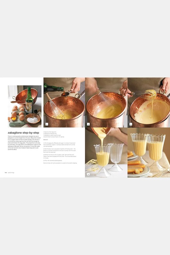 home & lifestyle książka The Italian Kitchen by Maxine Clark, English niebieski RP1103
