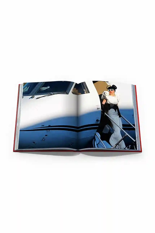 Kniha Assouline The Art of Flying by Josh Condon, English 9781614284611 viacfarebná
