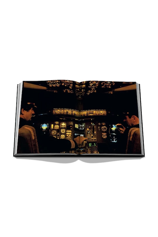 Assouline libro Delta: 100 Years & Climbing by Mark Ellwood, English 9781649804792