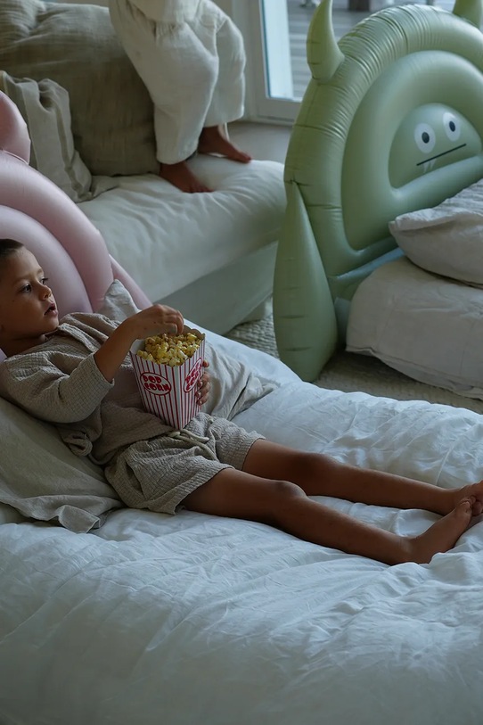 Krevet na napuhavanje za djecu SunnyLife Bed Monster Pink S51KSBDP