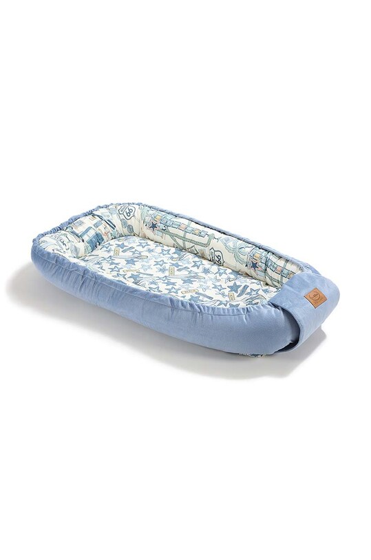 La Millou kokon niemowlęcy Best Nest Velvet ROUTE 66 COLOUR S 143033.Kokon.Best.Nest. niebieski AA00