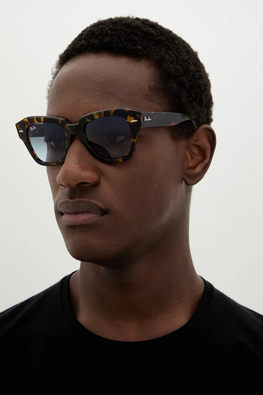 Kiegészítők Ray-Ban szemüveg STATE STREET 0RB2186 barna