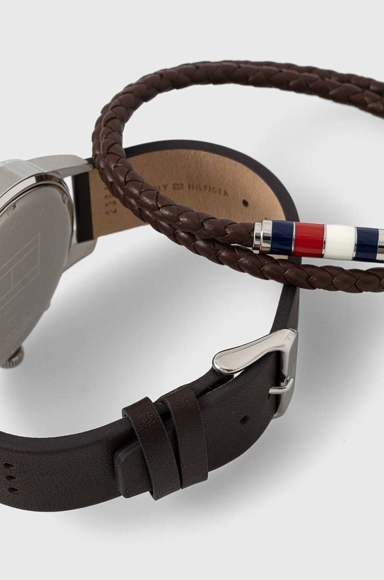 Kiegészítők Tommy Hilfiger karóra és karkötő 2770047 barna