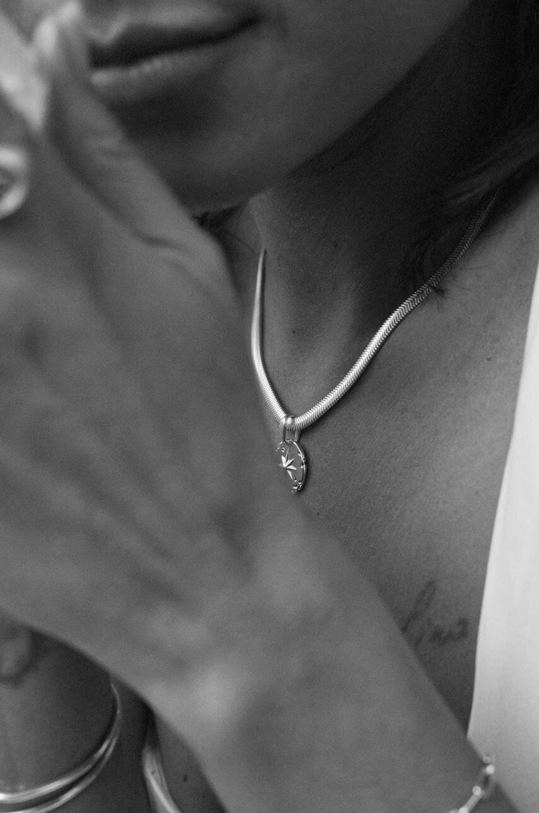 Stříbrný náhrdelník No More stříbrná NL26SS40