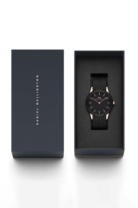 Часы Daniel Wellington DW00100425 DW00100425 чёрный