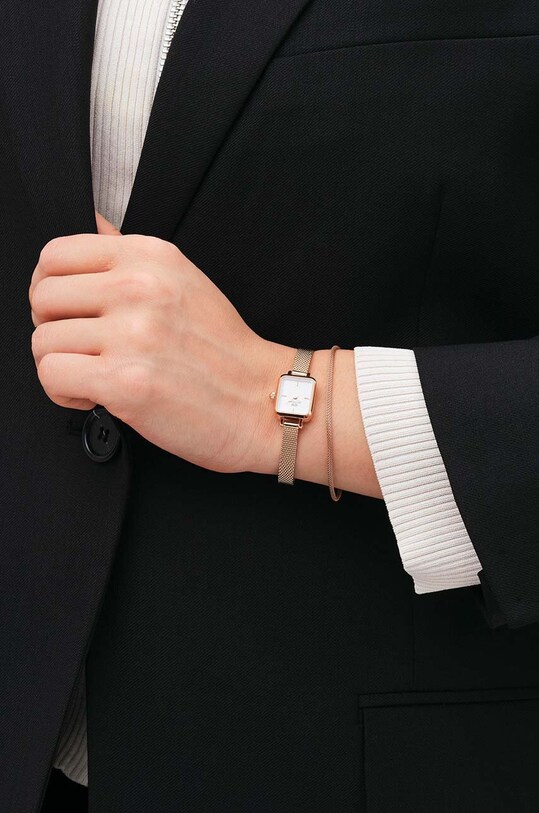 Hodinky Daniel Wellington zlatá DW00100727